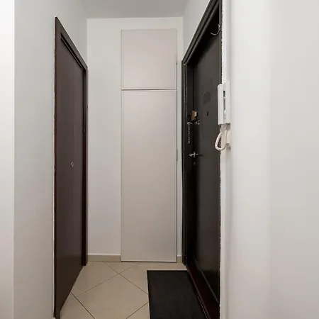 Διαμέρισμα Plac Unii Lubelskiej Comfort Studio *